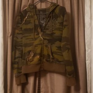 Camo distressed hoodie size large zippered Miss Me